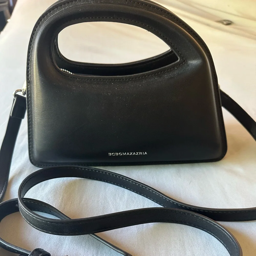 BCBGMaxAzria Black Crossbody Bag with Minimalist Design - Picture 2 of 4